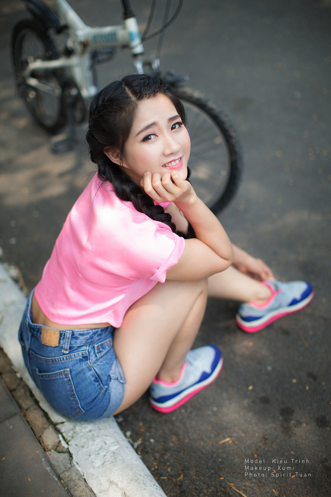 女野人艷史01經(jīng)典片