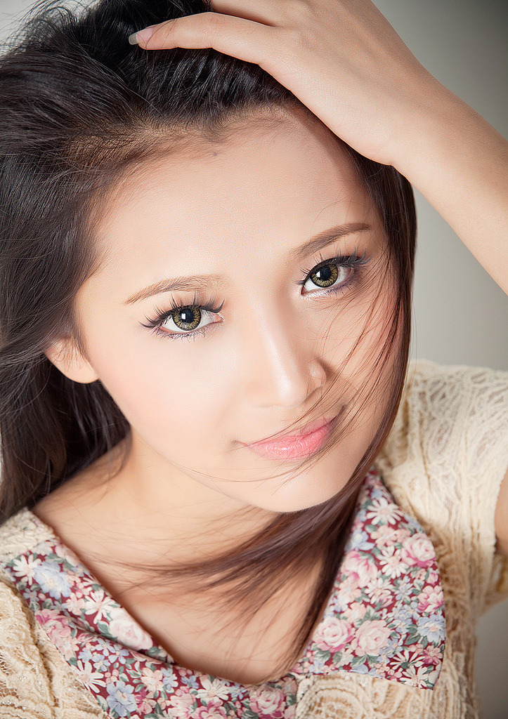 操大奶子女人