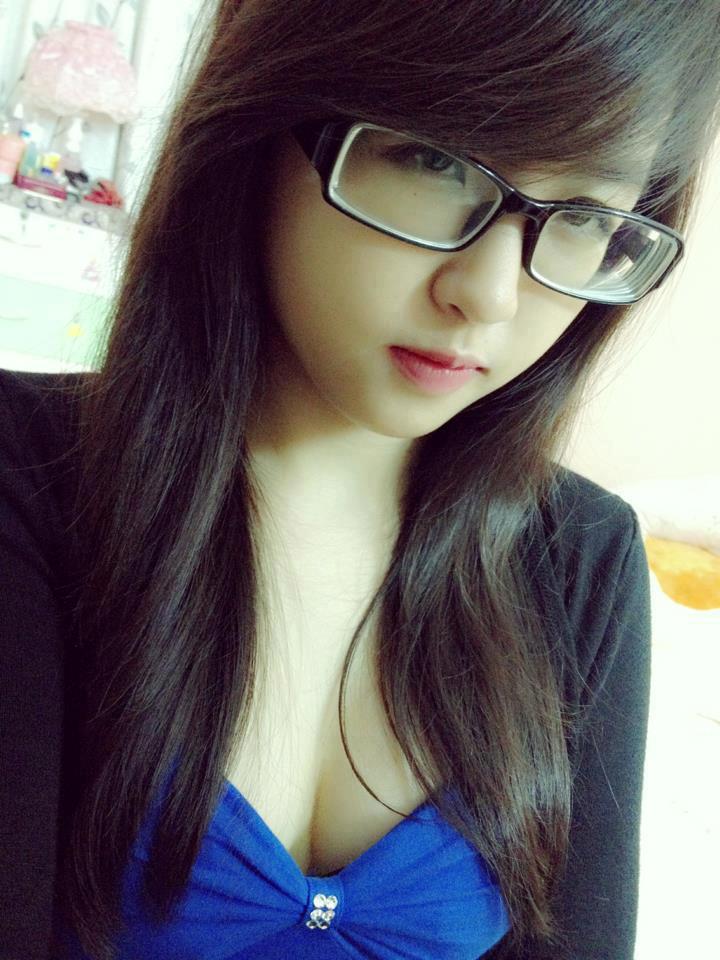 葉月奈穗